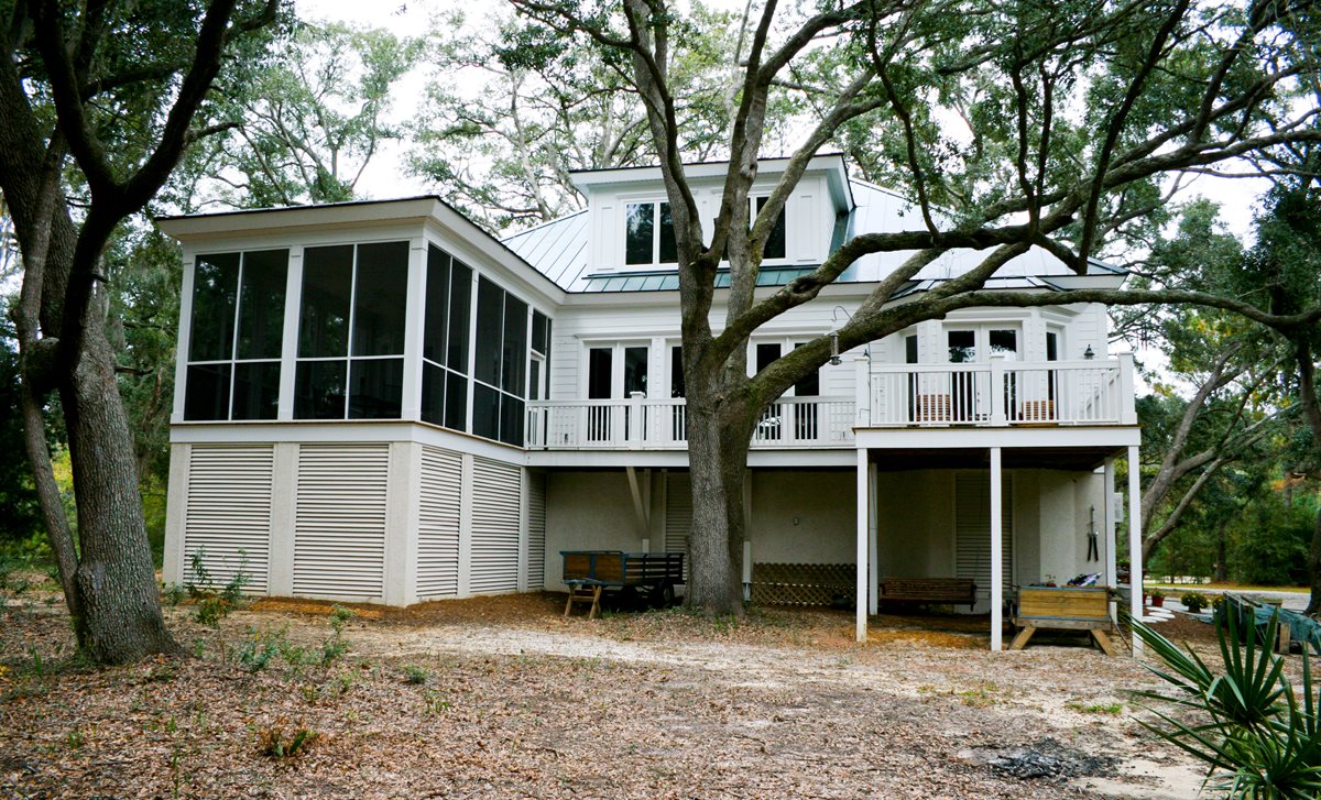 PRICE RESIDENCE REAR.jpg